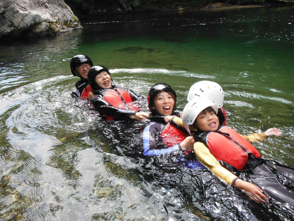 Nanputei Hotel Minamifurano Luaran gambar