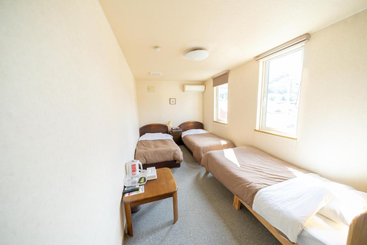 Nanputei Hotel Minamifurano Luaran gambar